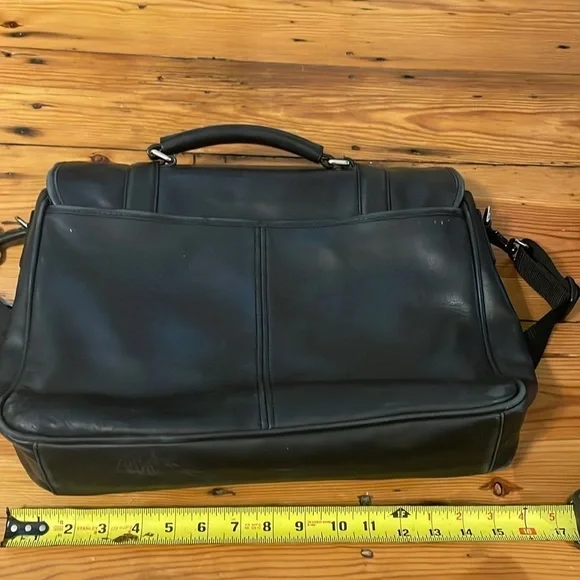 Coach Black Leather Messenger Travel Work Bag